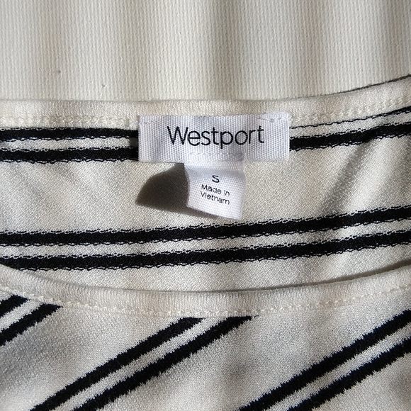 black and white tank top Size Small - Picture 5 of 8